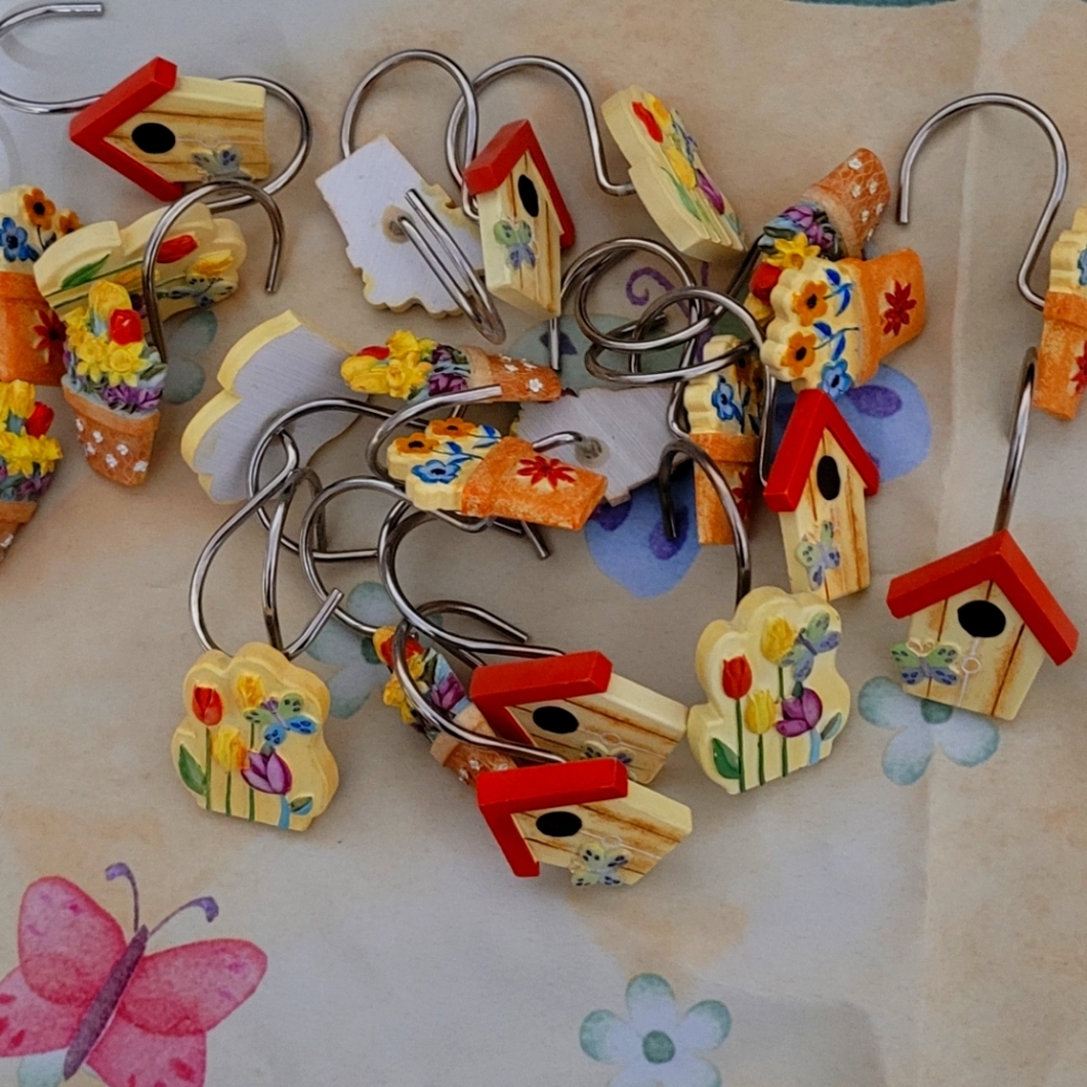 Curtain hooks